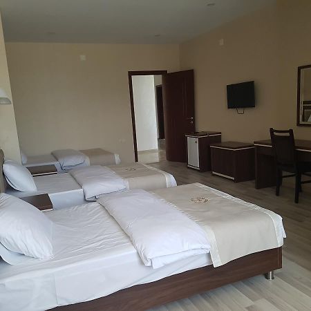 Hotel 725 Batumi Exterior foto